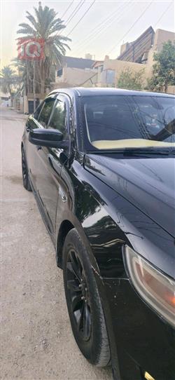 Ford Taurus